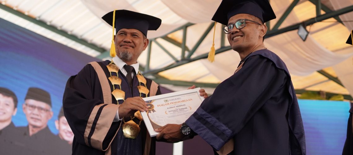 Wisuda2
